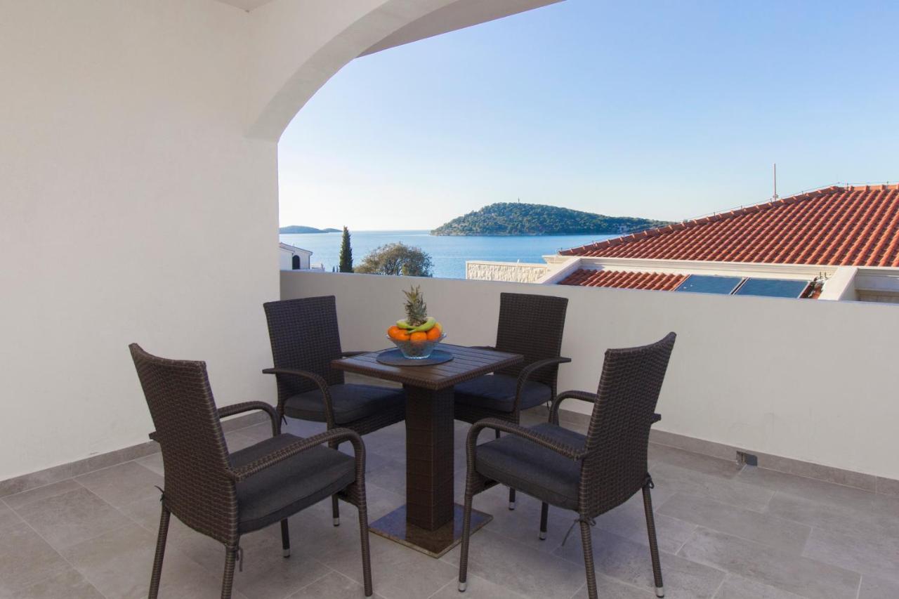 Apartmani Malis Razanj Exterior photo